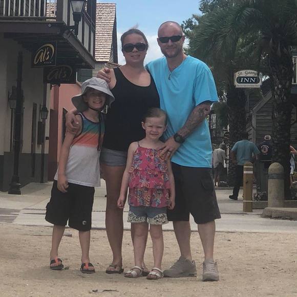 Meet your Posher, Amie - Picture 1 of 1